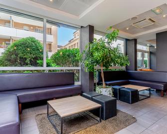 B&B HOTEL Marseille Prado Parc des Expositions - מרסיי - טרקלין