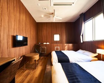 &and Hostel Shinsaibashi East - Osaka