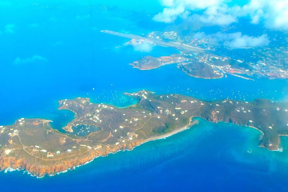 Romantic and Private located high upon St Peter Mountain - Saint Thomas Island - Edificio