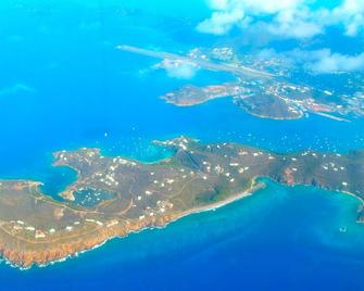 Romantic and Private located high upon St Peter Mountain - Saint Thomas Island - Building
