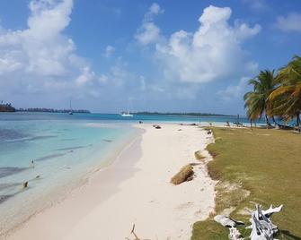 San Blas Private Oceanfront Cabin - San Blas - Beach
