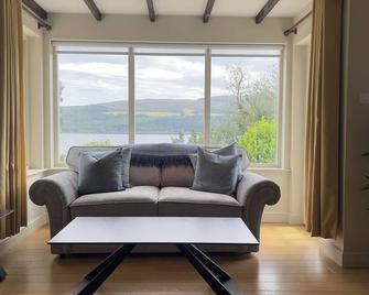 Loch Ness Cottages - Inverness - Living room
