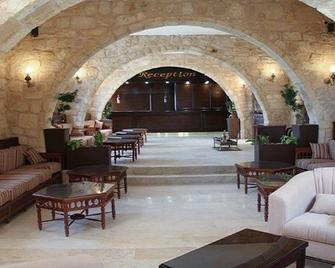 Hayat Zaman Hotel And Resort Petra - Wadi Musa - Lobby