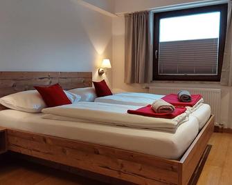 Gästehaus Huber - Mittersill - Schlafzimmer