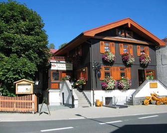 Landhotel Gasthof Zwota - Klingenthal - Bâtiment