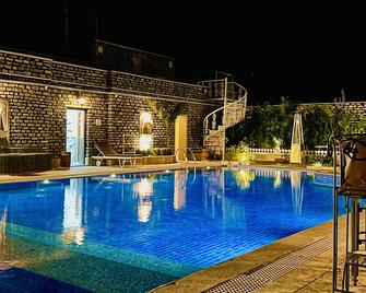 The Trishala Vilas (A Luxury Boutique Hotel & Spa) - Ranakpur - Басейн