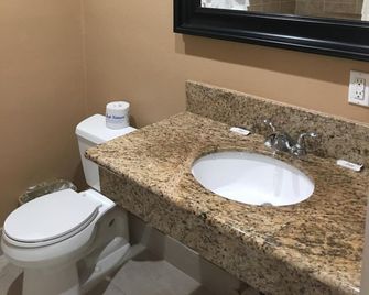 Budget Inn Lax-Lawndale - Lawndale - Bathroom
