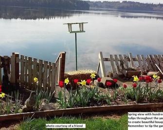 Fun adventures for you at The Lodge on Oakland Bay! - Shelton - Outdoors view