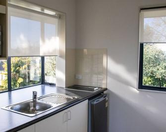 Asure Phoenix Motor Inn - Blenheim - Keittiö