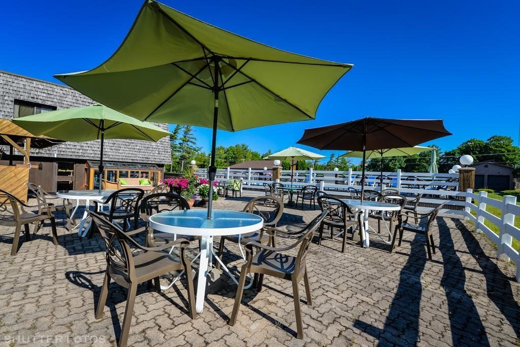 ذا جون موتل سوبل بيتش