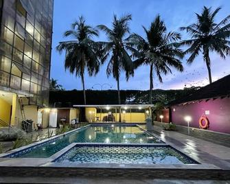 Royal Resort Rajbag - Canacona - Pool
