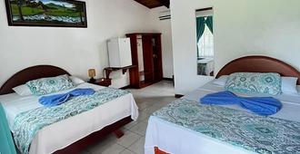 Hotel Villa Fortuna - La Fortuna - Schlafzimmer