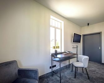 Hotel Villa Hirzel - Schwäbisch Gmünd - Servicio de la habitación