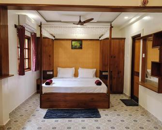 Vistar Holidays - Goa Velha - Bedroom