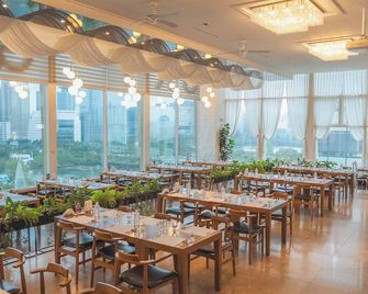 Lake Tourist Hotel - Seoul - Restaurant