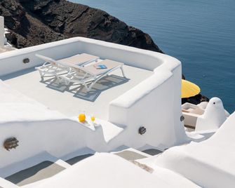 Anemomilos - Oia