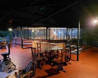 The Tiger Paw Resort - Masinigudi - Restaurant