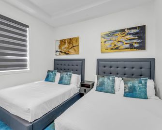 Plush Hotel Downtown Toronto - Toronto