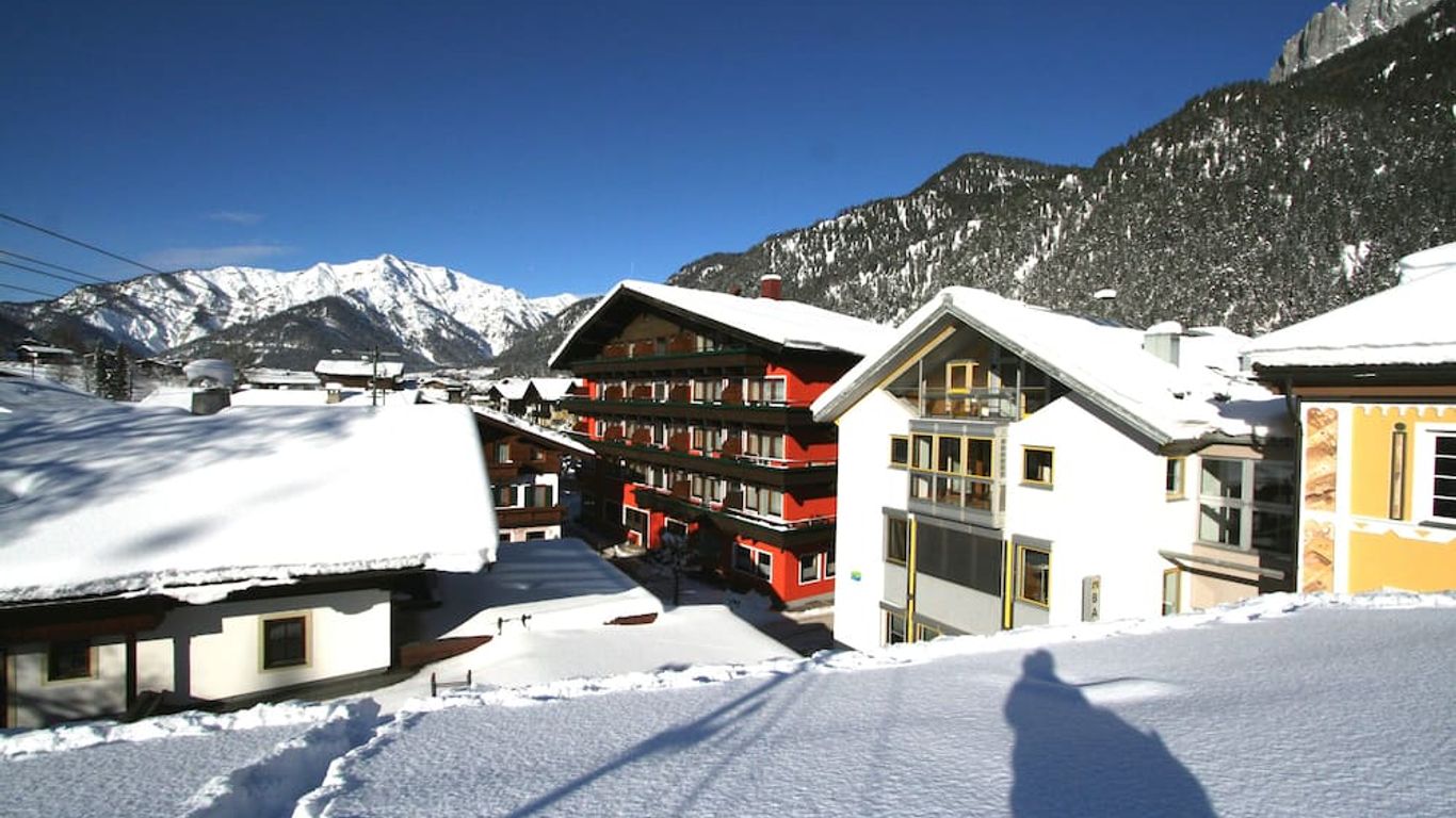 Hotel Tiroler Adler - bed and breakfast