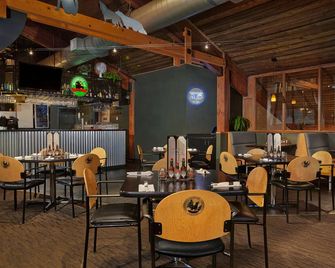 Great Location! Cozy Room | Access to Ski Lockers - Lake Louise - Ristorante