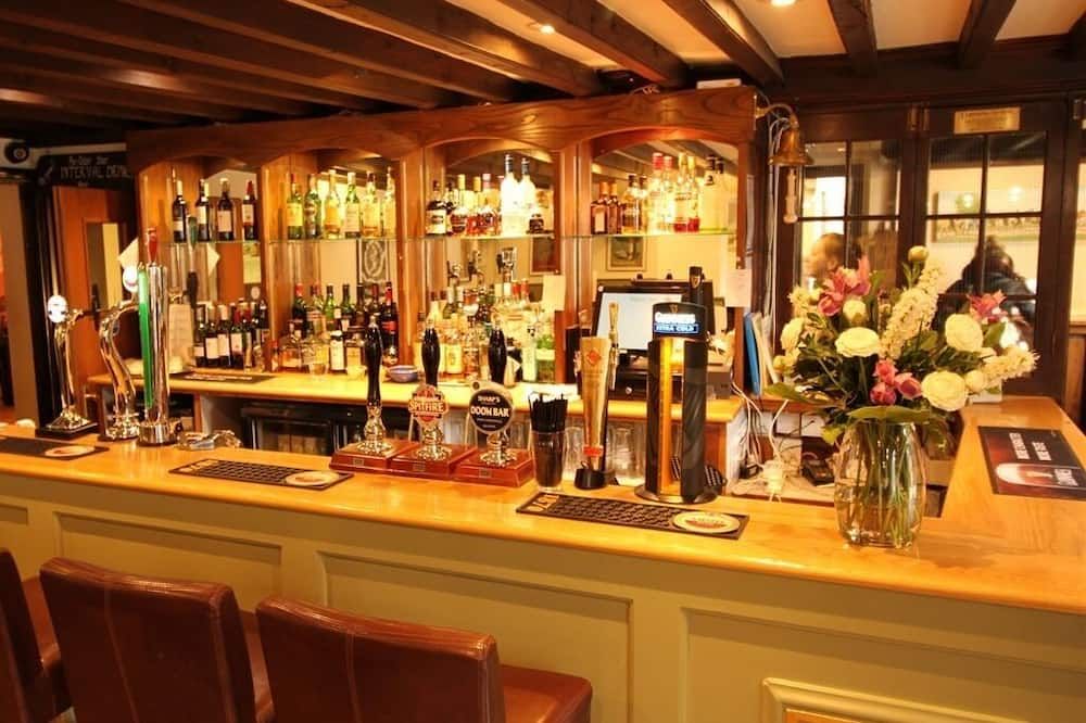 Pilgrims Hotel - קנטרברי - בר