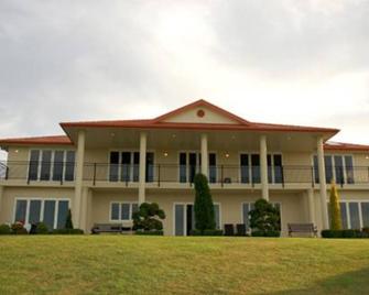 Angel Luxury Lodge - Blenheim - Edificio