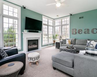 33033 Conservation - New Peninsula Home with four bedrooms! - Millsboro - Living room