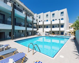 Yacinthos - Rethymno - Pool