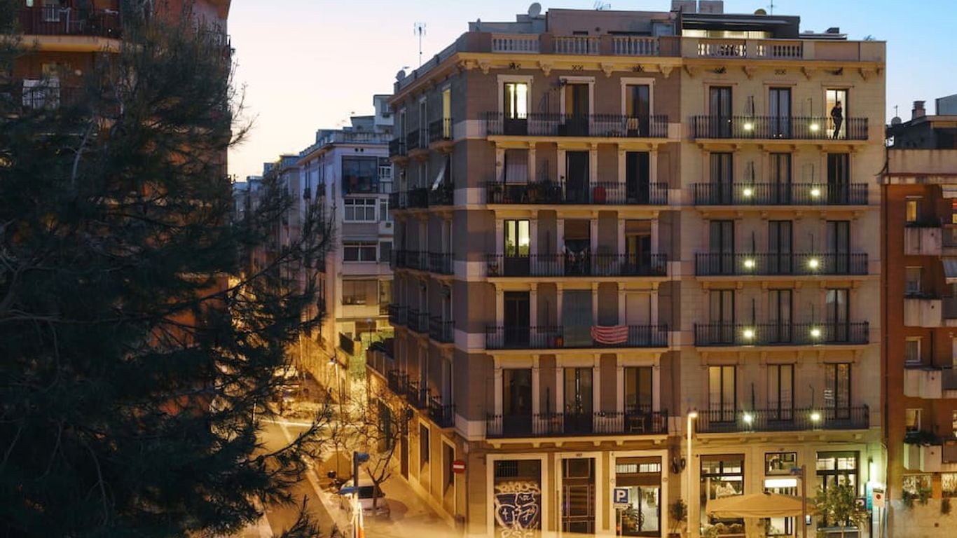 فندق بروميل