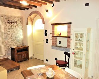 House Versilia Luca E Giada, 5 chilometri da Forte dei Marmi! - Pietrasanta - Salon
