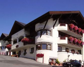 Mein Romantisches Hotel Toalstock - Fiss - Building