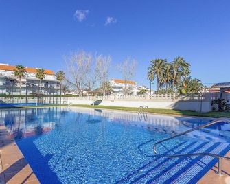 Beach Front Apartment In Denia With Wifi - Denia - Piscina
