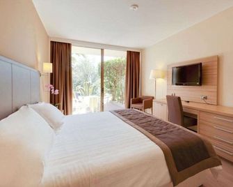Nyala Suite Hotel - San Remo - Bedroom