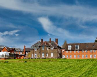 Pilgrim Hotel - הרפורד - בניין