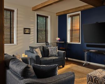 Keystone Inn Bed and Breakfast - Gettysburg - Living room