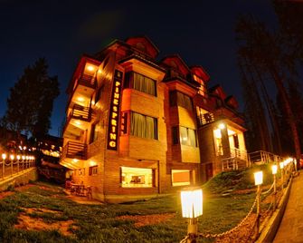 Pine Spring Resort Gulmarg - Gulmarg - Gebouw