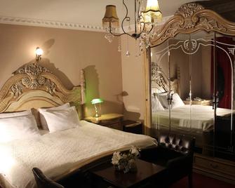 Hotel Adria - Pristina - Chambre