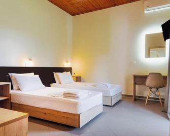 South Corfu Family Lodge - Kavos - Schlafzimmer