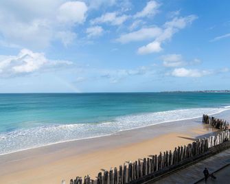 إيبيس سانت مالو بلاج - سان مالو - شاطئ