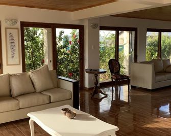 Teanehi Bed & Breakfast - Hanga Roa