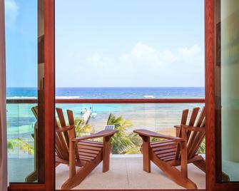 Aquastar Hotel & Apartments - Majahual - Balkon