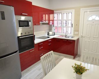 Beautiful new house, with terrace / solarium in Arona - Arona - Cuisine