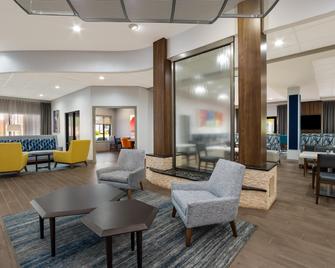 Holiday Inn Express & Suites Lexington - Lexington - Lounge