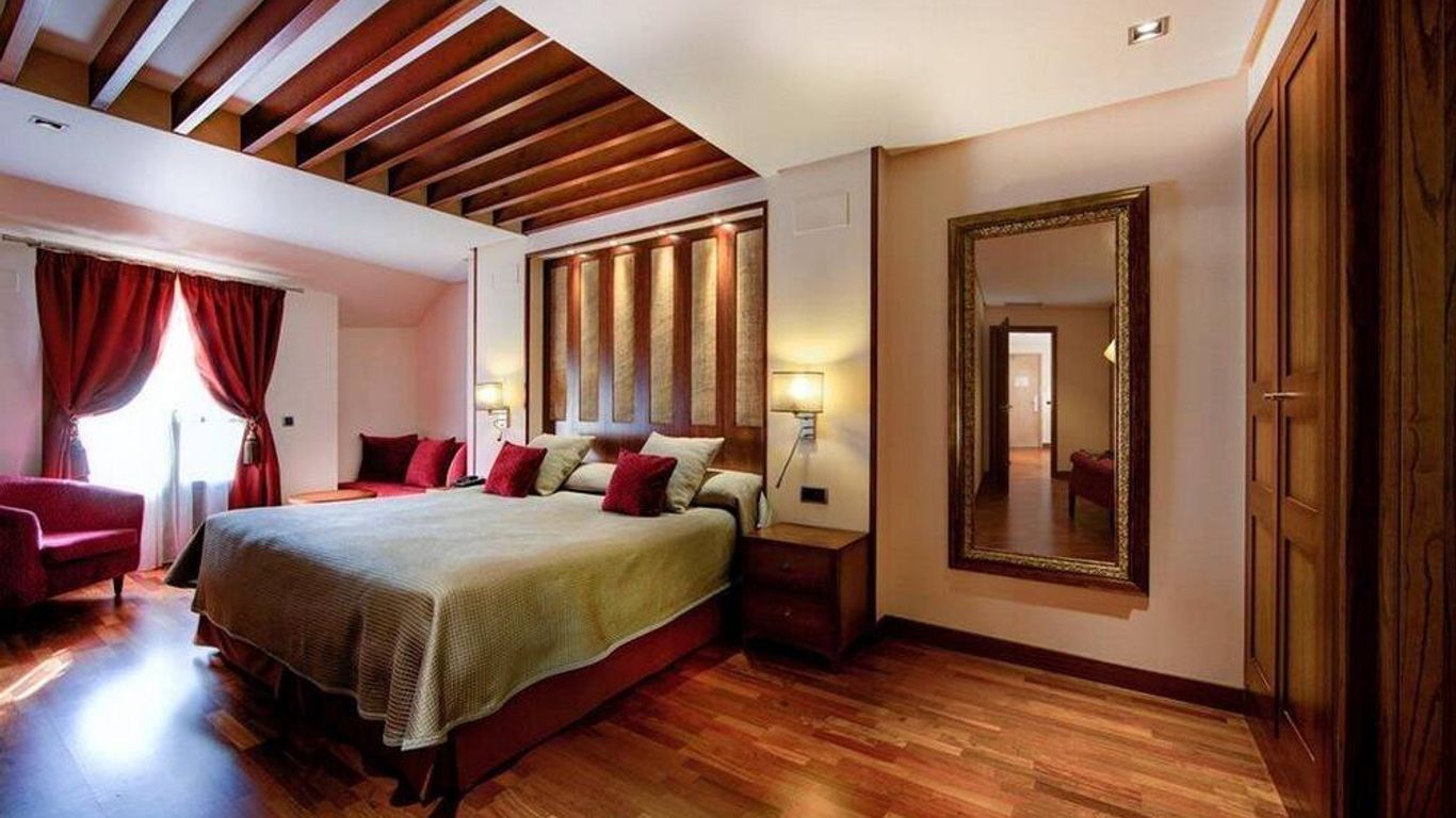 Hotel Casa Consistorial