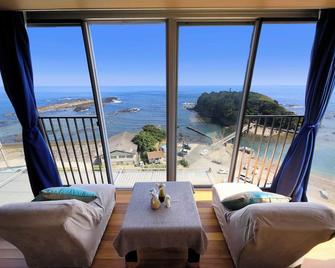 Ocean View Hiromi Spa Hotel - Shimoda - Balkon