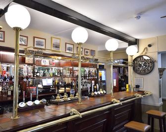 The Green Dragon - Wellington - Bar