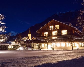 Felbermayer Hotel & Alpinespa-Montafon - Gaschurn - Edificio