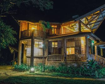 Flower Island Resort - Taytay - Edificio