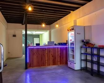 Hug pai hostel - Pai - Rezeption