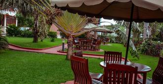 The Charity Hotel International - Arusha - Patio